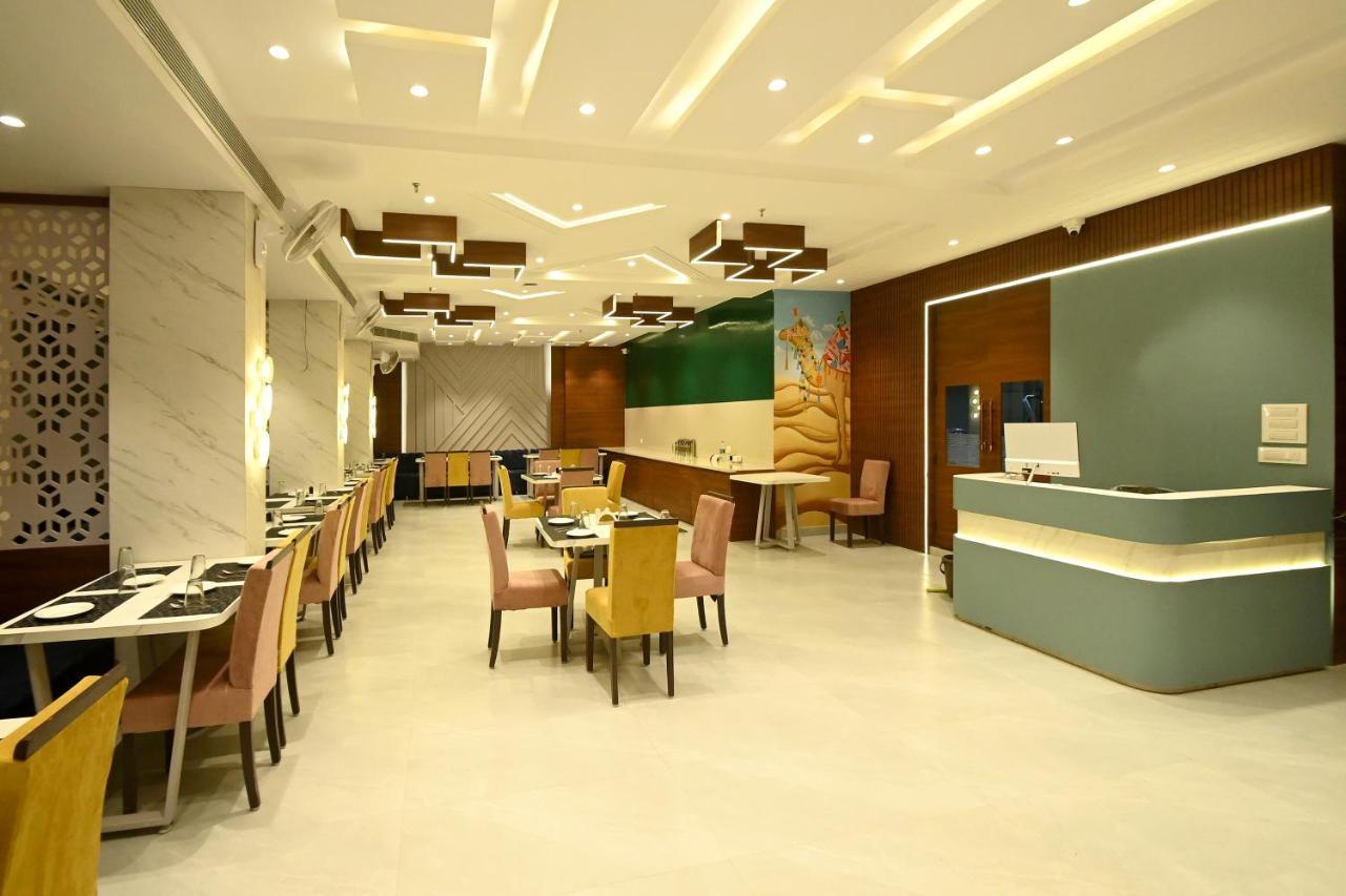 Hotel Blue Sapphire Kota  Zewnętrze zdjęcie