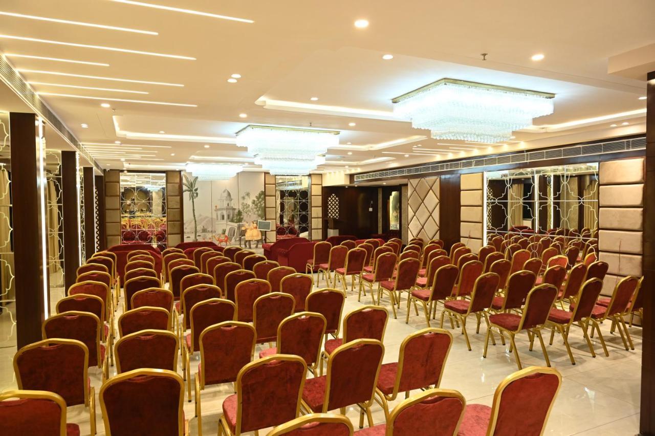 Hotel Blue Sapphire Kota  Zewnętrze zdjęcie