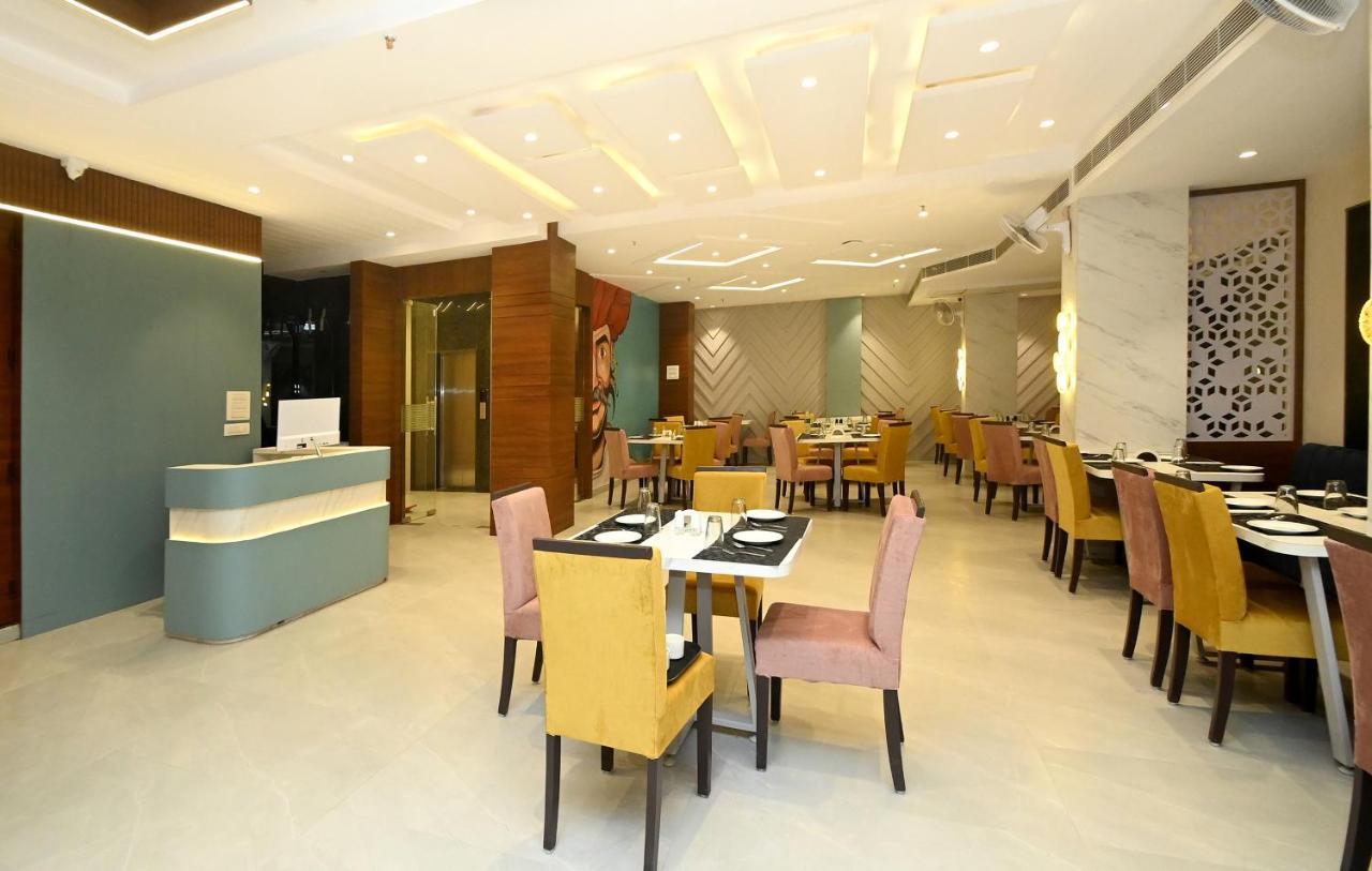 Hotel Blue Sapphire Kota  Zewnętrze zdjęcie