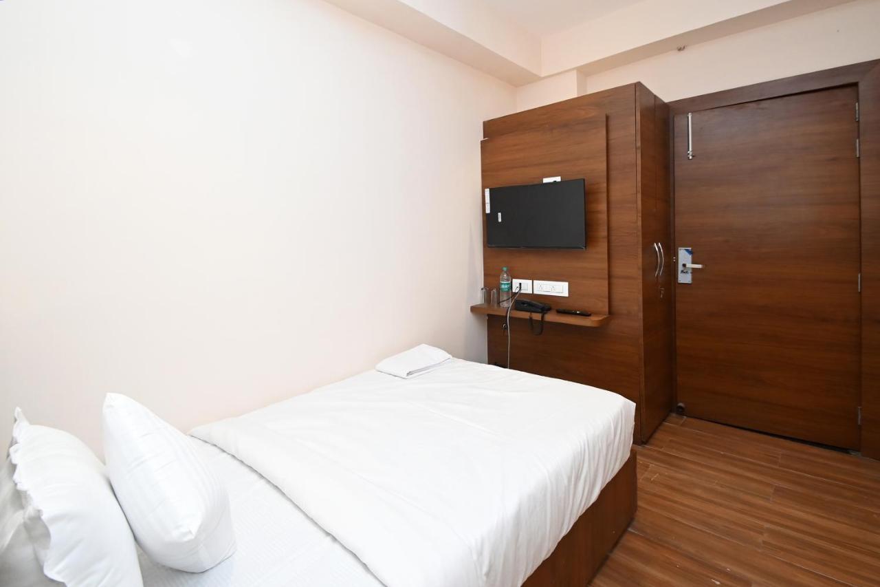 Hotel Blue Sapphire Kota  Zewnętrze zdjęcie