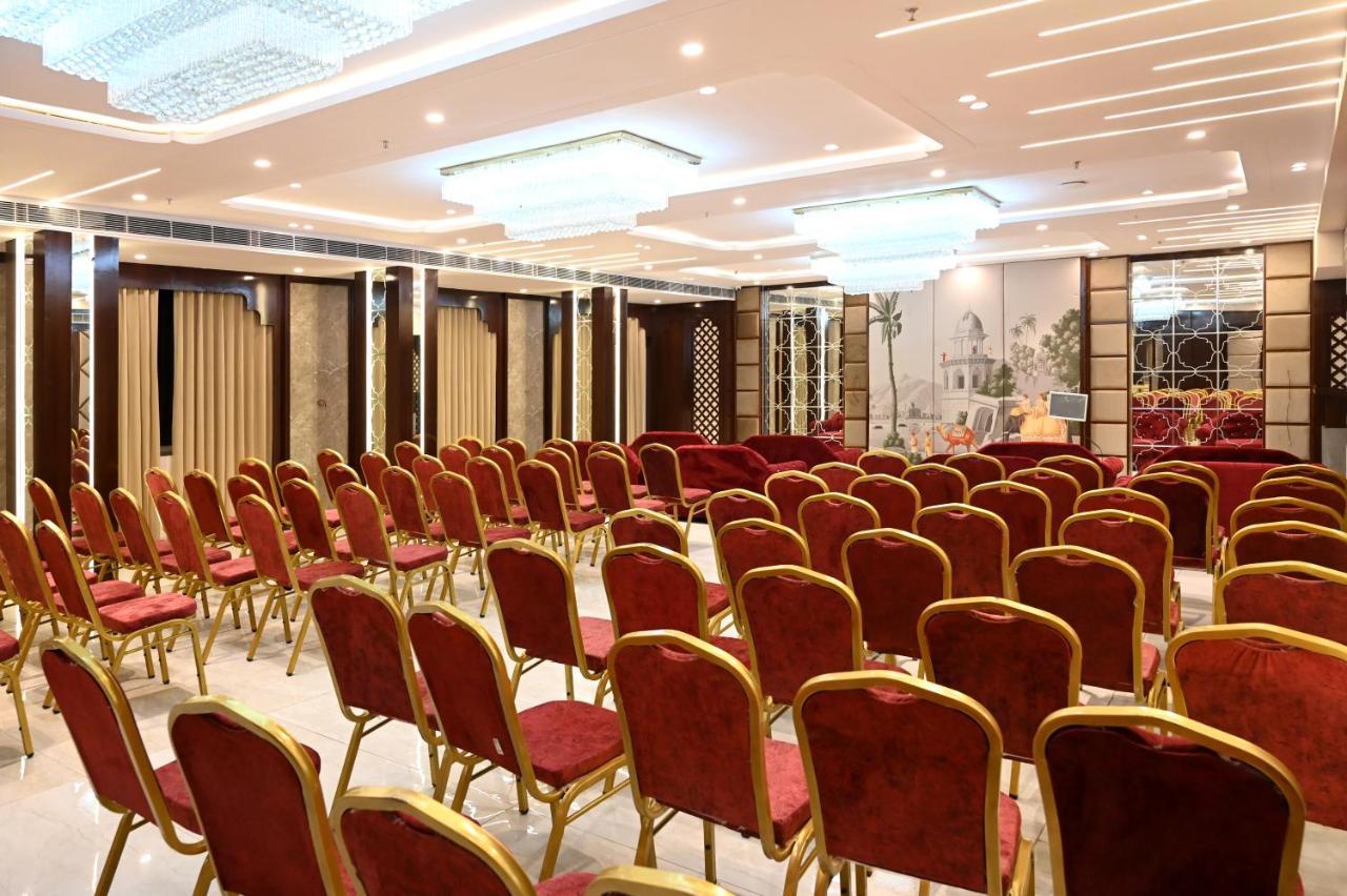 Hotel Blue Sapphire Kota  Zewnętrze zdjęcie