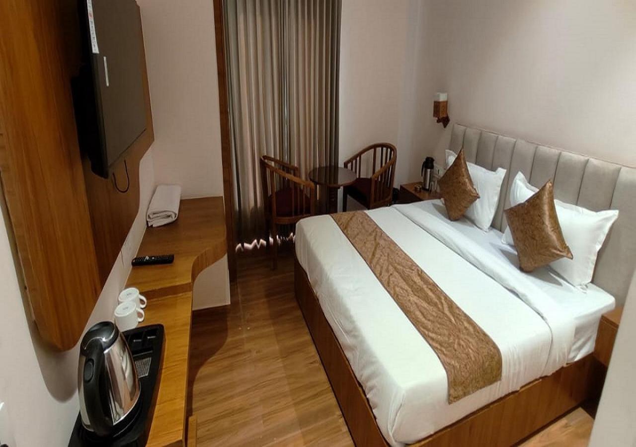 Hotel Blue Sapphire Kota  Zewnętrze zdjęcie