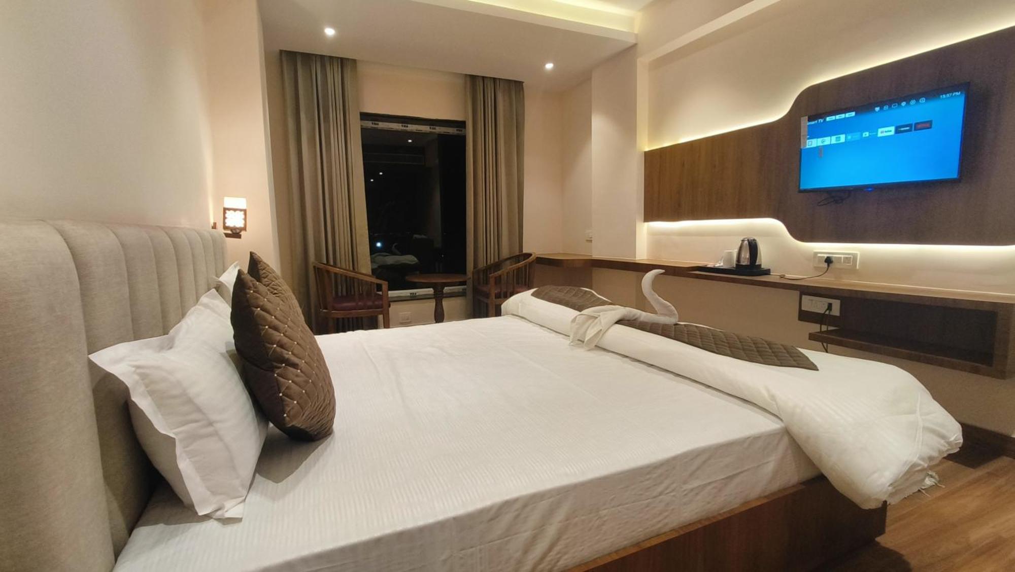Hotel Blue Sapphire Kota  Zewnętrze zdjęcie